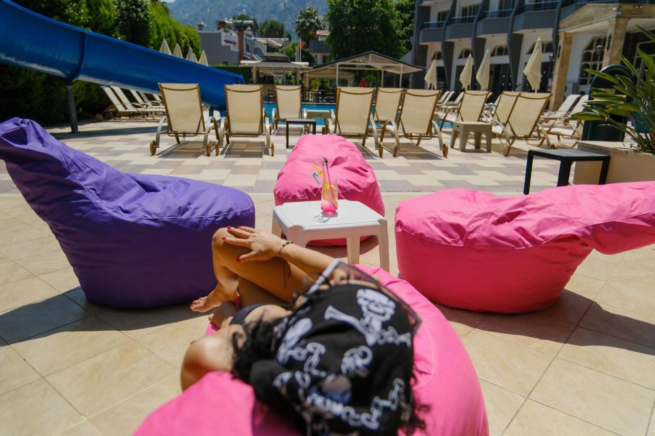 Club Selen Icmeler Hotell Exteriör bild